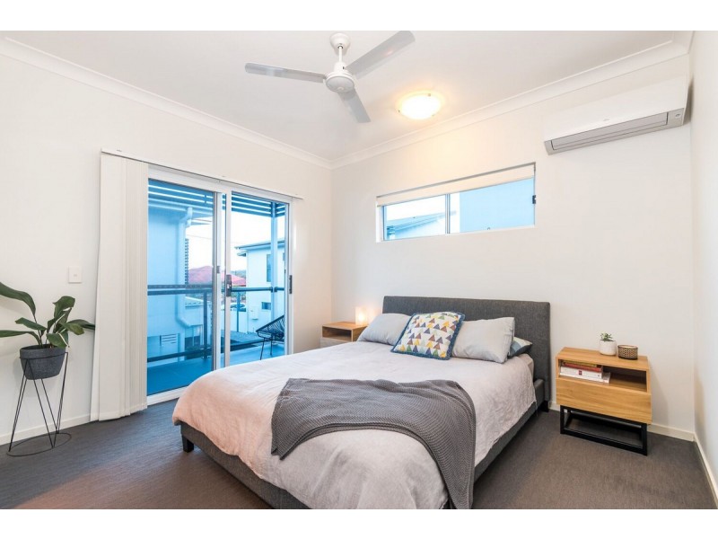 5/106-110 Pembroke Street, Carina QLD 4152
