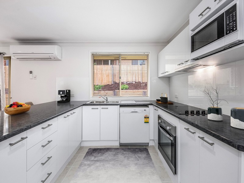 112 Greenwood Street, Wishart QLD 4122