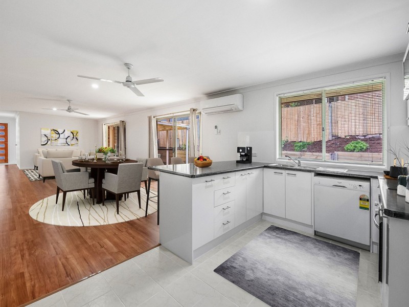 112 Greenwood Street, Wishart QLD 4122