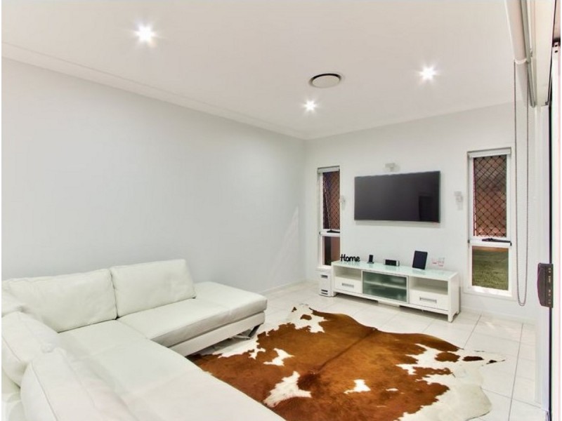 342 Stanley Road, Carina QLD 4152