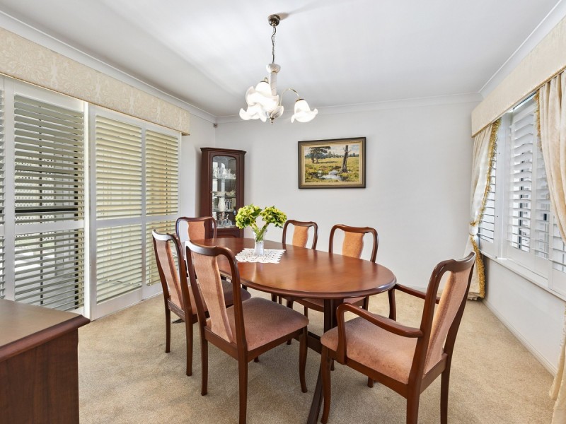 21 Breadsell Street, Carindale QLD 4152