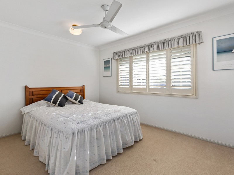 21 Breadsell Street, Carindale QLD 4152