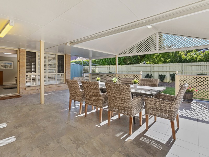 21 Breadsell Street, Carindale QLD 4152