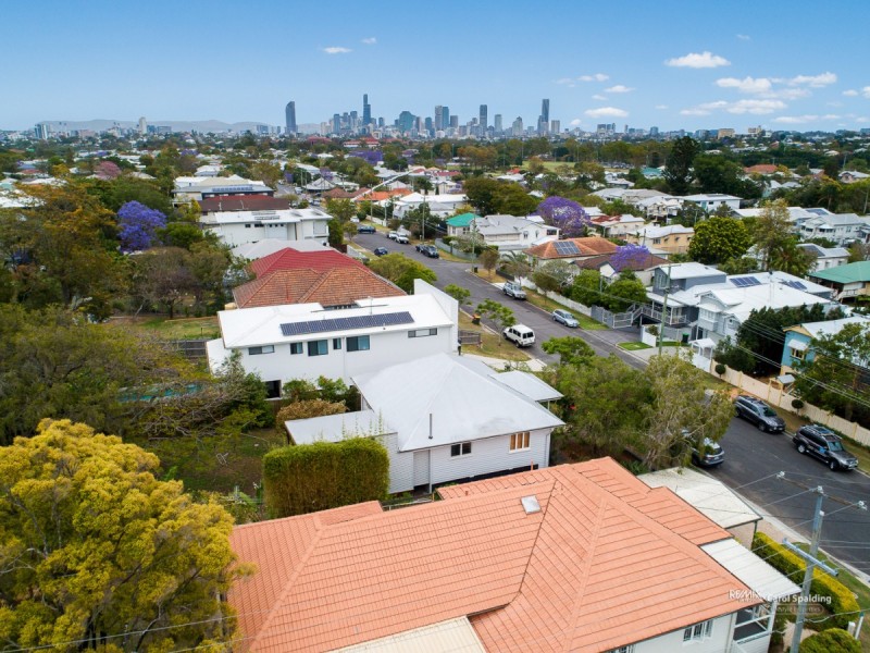 45 Watson Street, Camp Hill QLD 4152