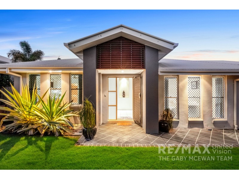 20 Bellevista Crescent, Wellington Point QLD 4160