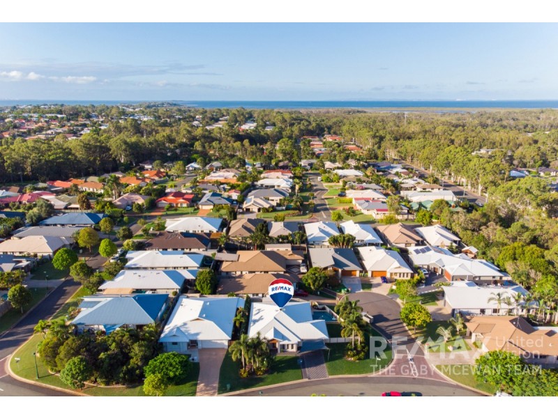 20 Bellevista Crescent, Wellington Point QLD 4160