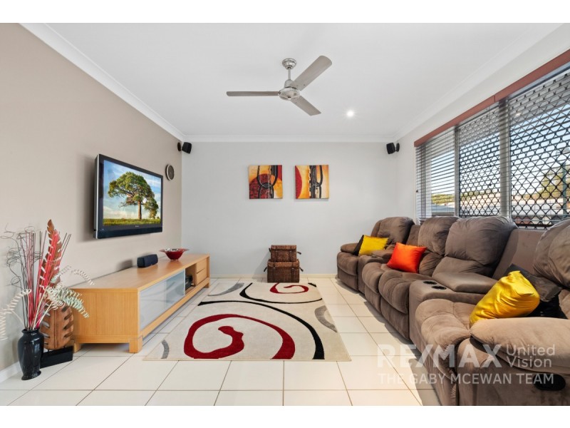20 Bellevista Crescent, Wellington Point QLD 4160