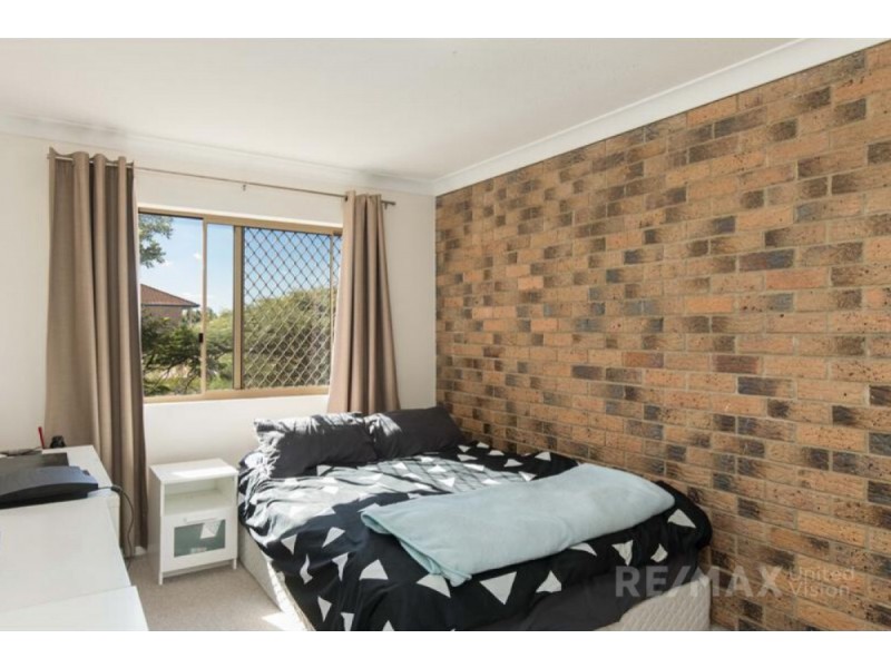2/11 Sankey  Street, Carina QLD 4152