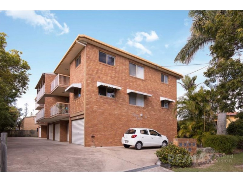 2/11 Sankey  Street, Carina QLD 4152