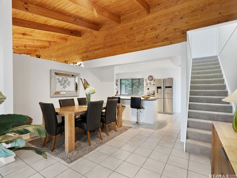 5 Lydford Court, Carindale QLD 4152