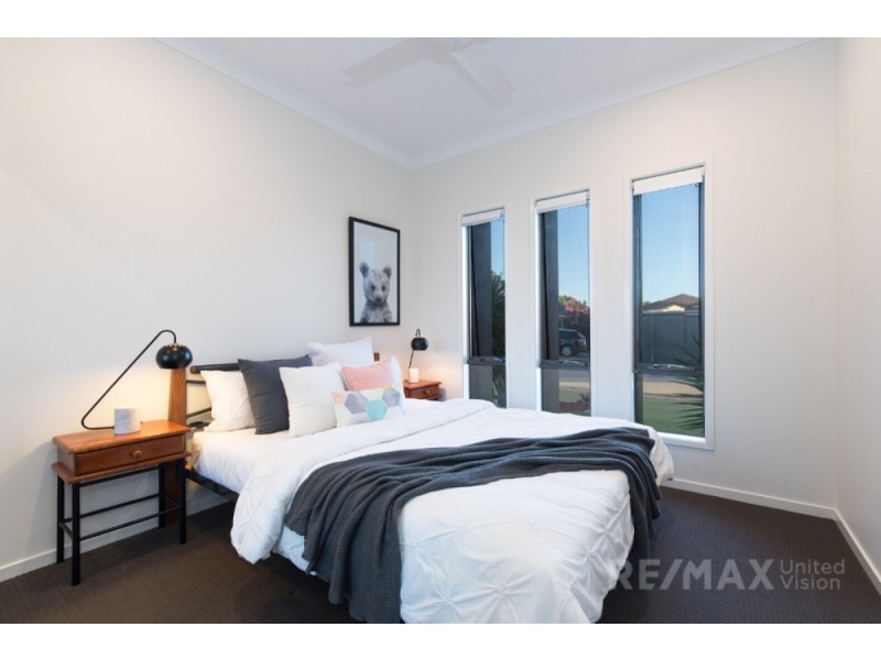 4 Beard Place, Wellington Point QLD 4160