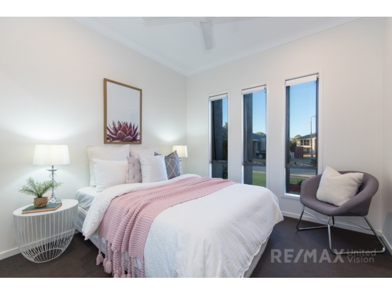 4 Beard Place, Wellington Point QLD 4160