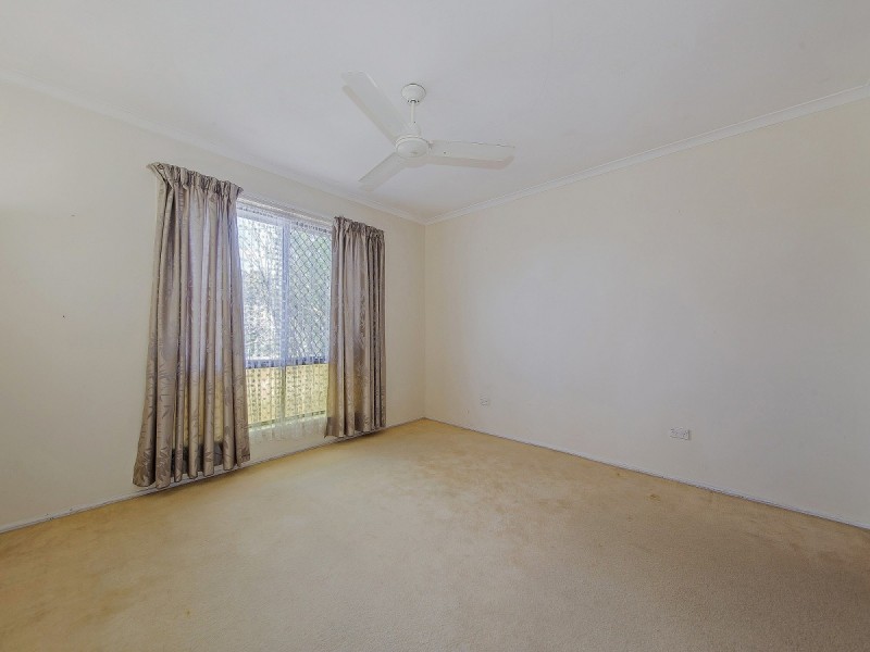 2 Knightsbridge Crescent, Rochedale South QLD 4123