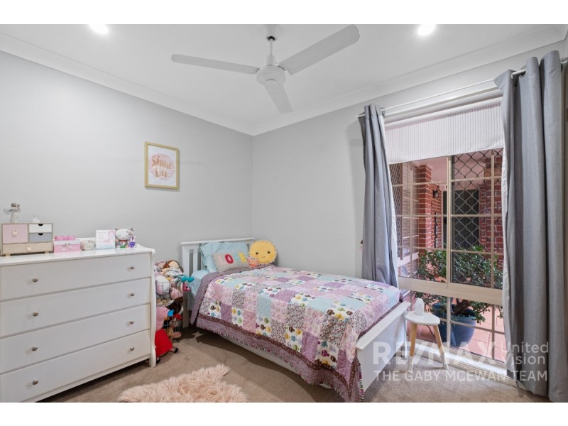 6 Spurs Drive, Wellington Point QLD 4160