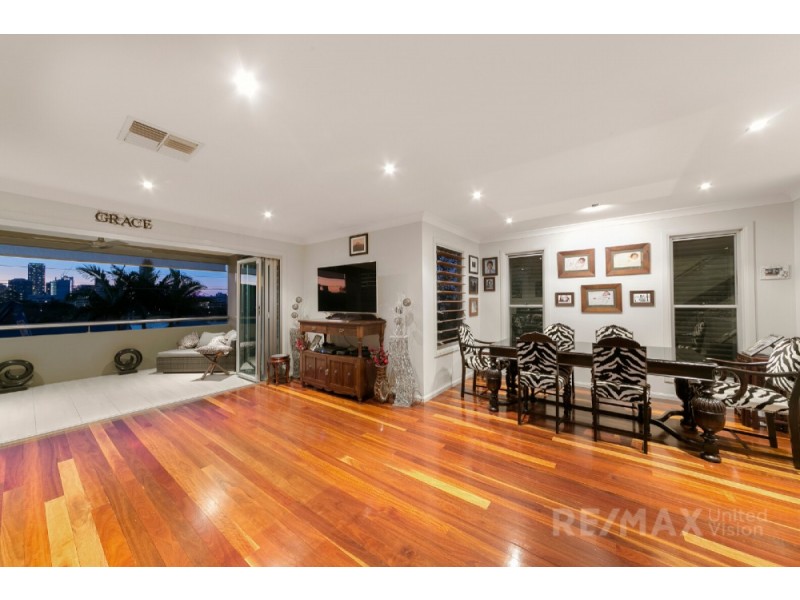 38 Laidlaw Parade, East Brisbane QLD 4169