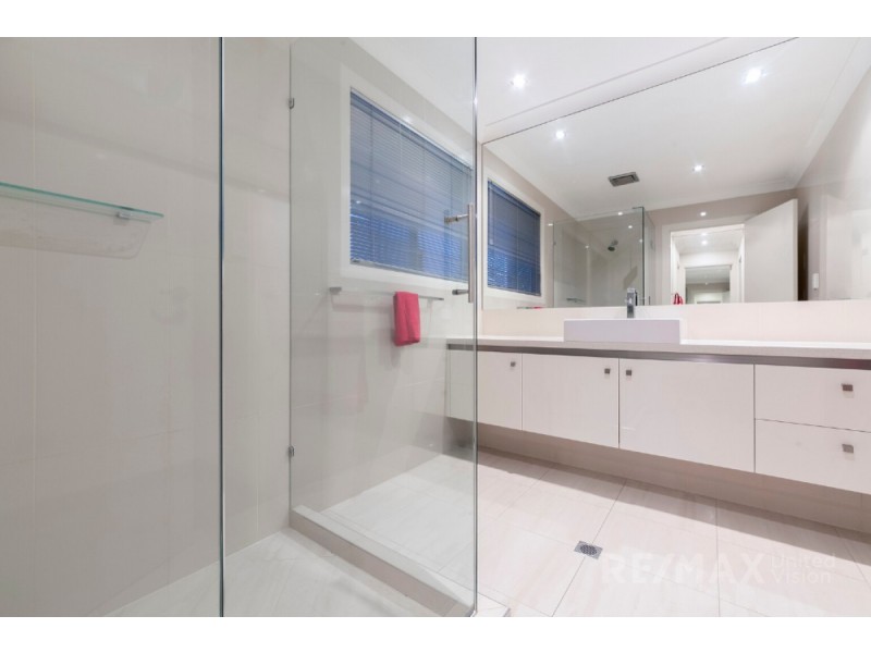 38 Laidlaw Parade, East Brisbane QLD 4169