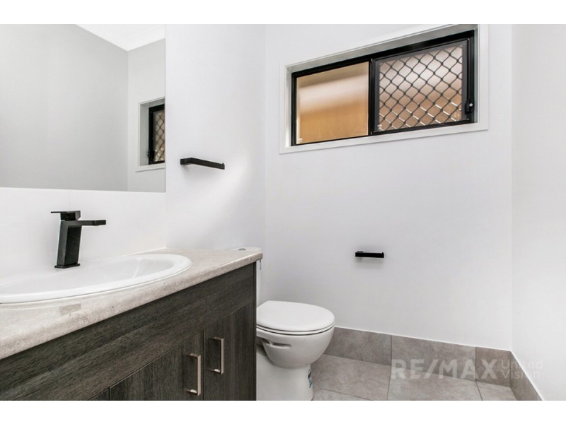 14 Panorama Place, Upper Kedron QLD 4055