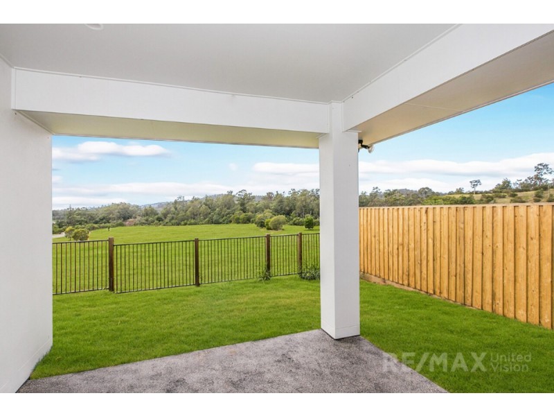 14 Panorama Place, Upper Kedron QLD 4055