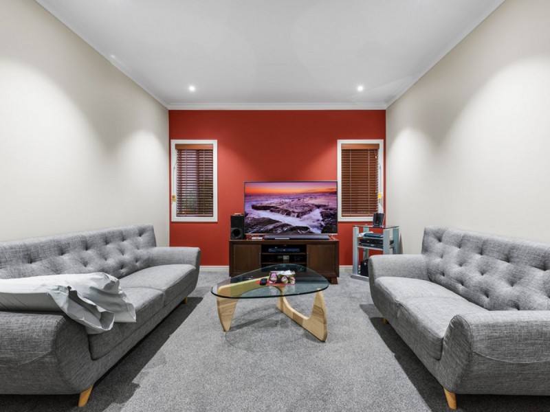 43 McDermott Parade, Rochedale QLD 4123