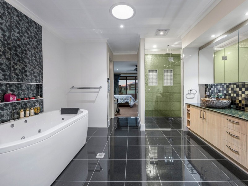 43 McDermott Parade, Rochedale QLD 4123