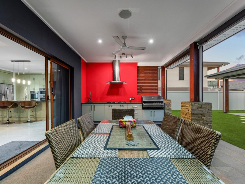 43 McDermott Parade, Rochedale QLD 4123