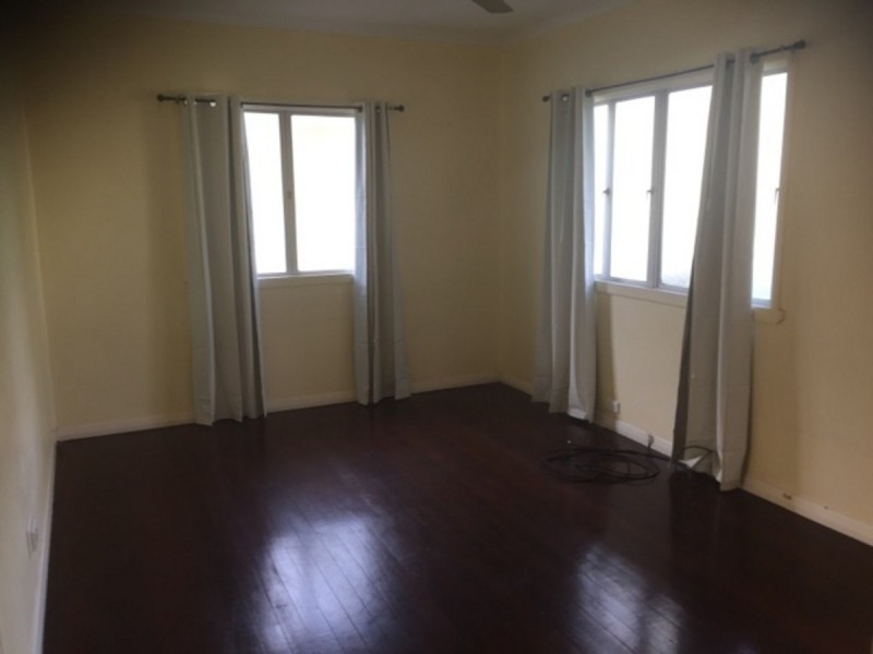 10 Merle Street, Carina QLD 4152