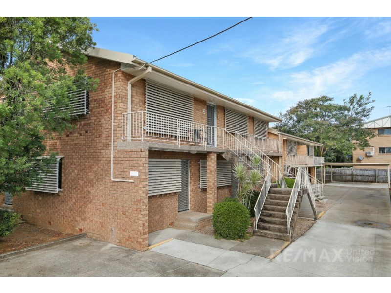 1/94 French Street, Coorparoo QLD 4151