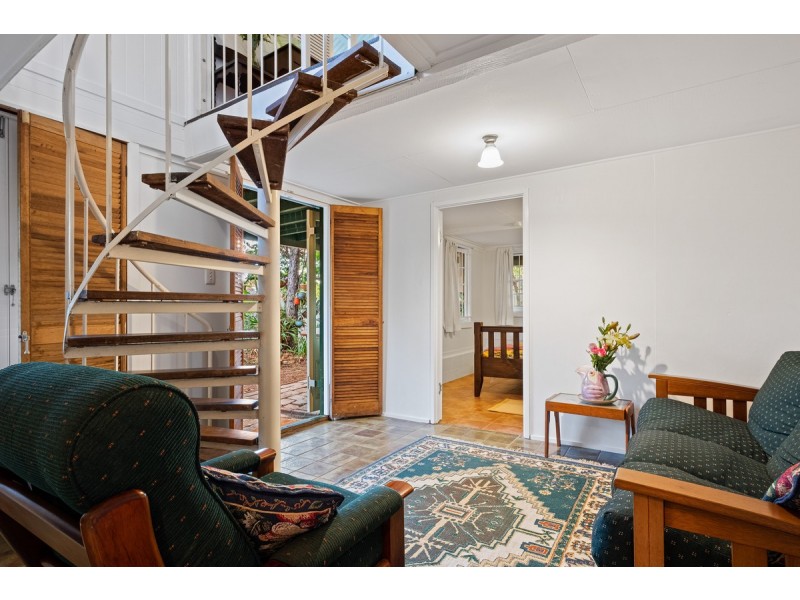 50 Bundah Street, Camp Hill QLD 4152