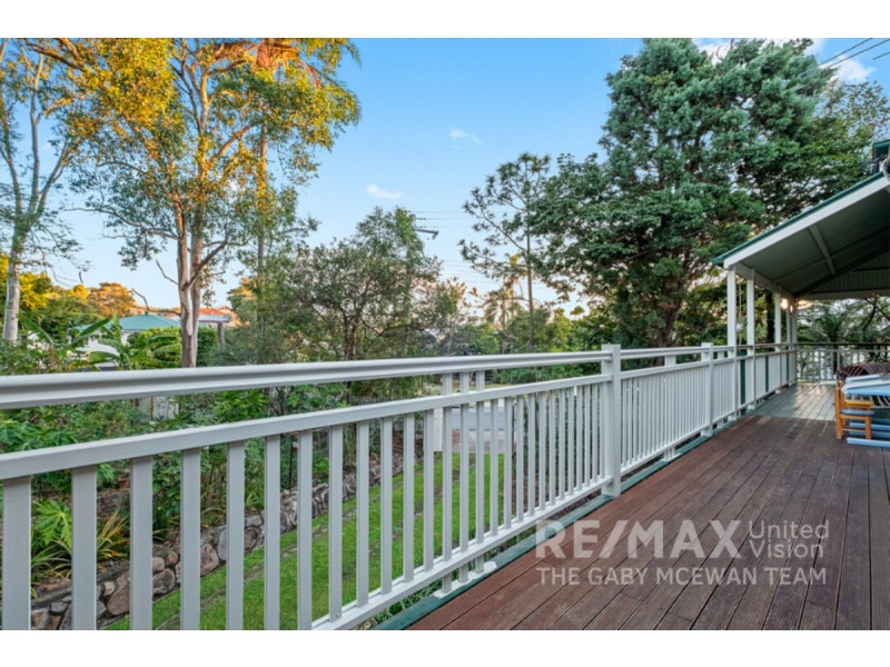 50 Bundah Street, Camp Hill QLD 4152