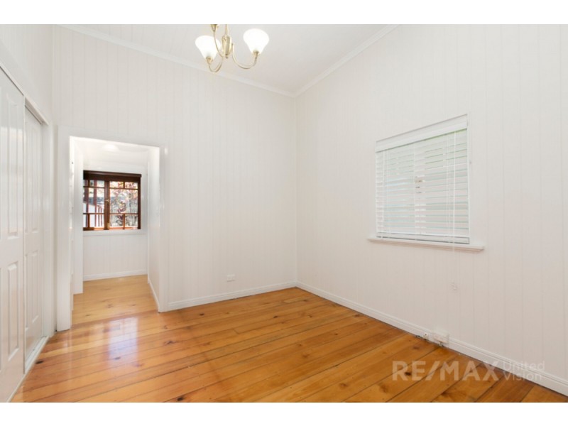 47 Agnew Street, Norman Park QLD 4170