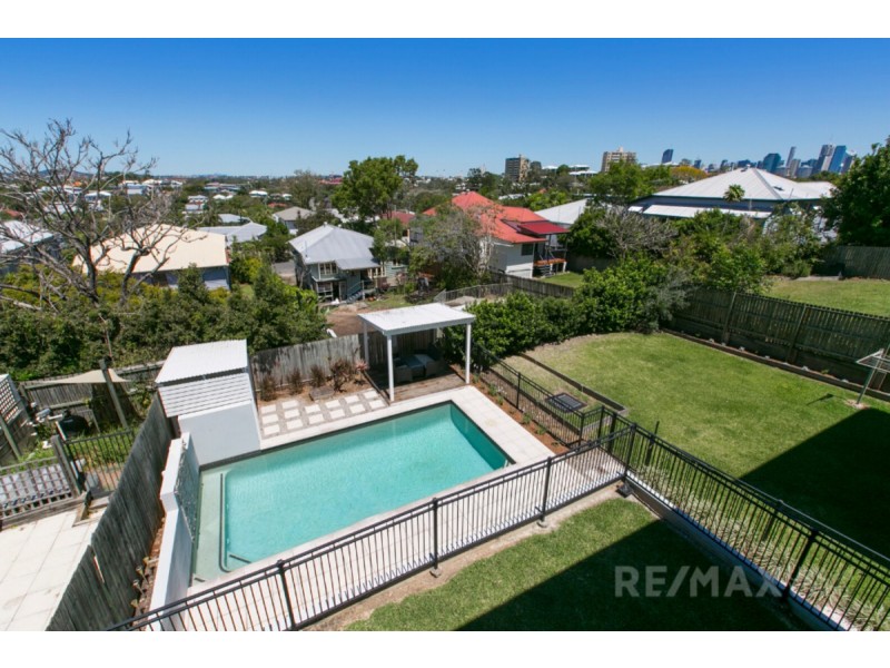 47 Agnew Street, Norman Park QLD 4170