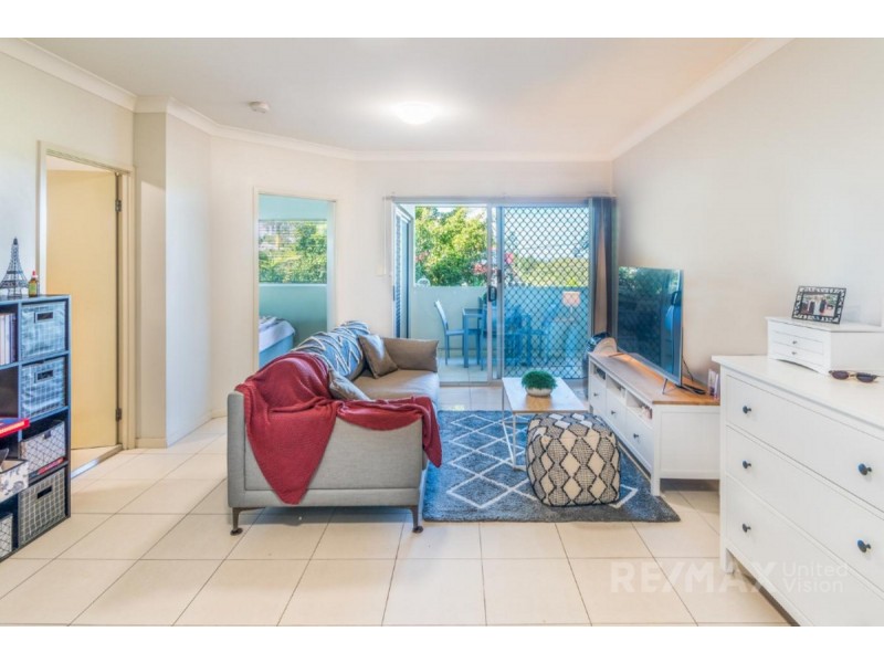 16/17 Cardross Street, Yeerongpilly QLD 4105