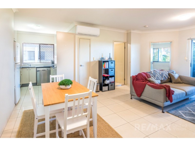 16/17 Cardross Street, Yeerongpilly QLD 4105