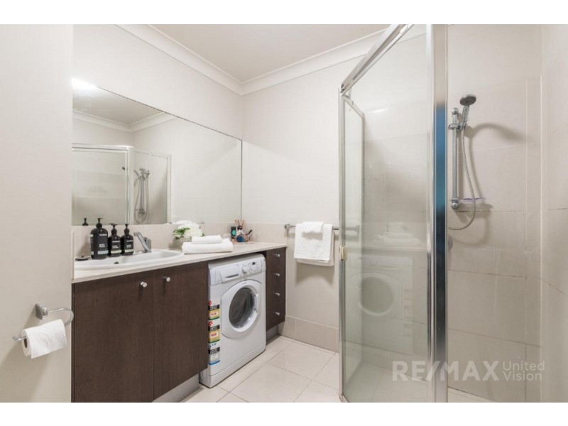 16/17 Cardross Street, Yeerongpilly QLD 4105