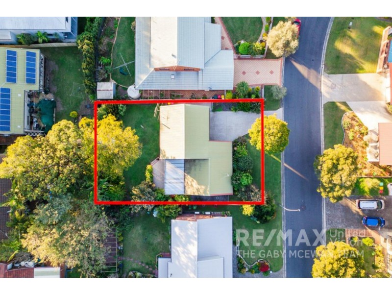 7 Urquhart Street, Carindale QLD 4152