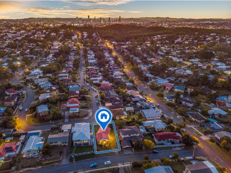 11 Mayfair Street, Carina QLD 4152