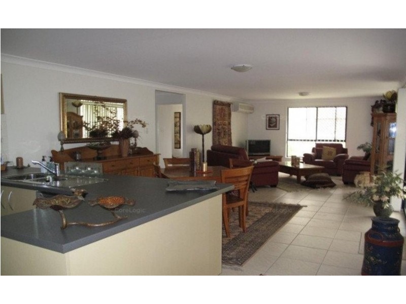 5 Dundee Crescent, Wakerley QLD 4154