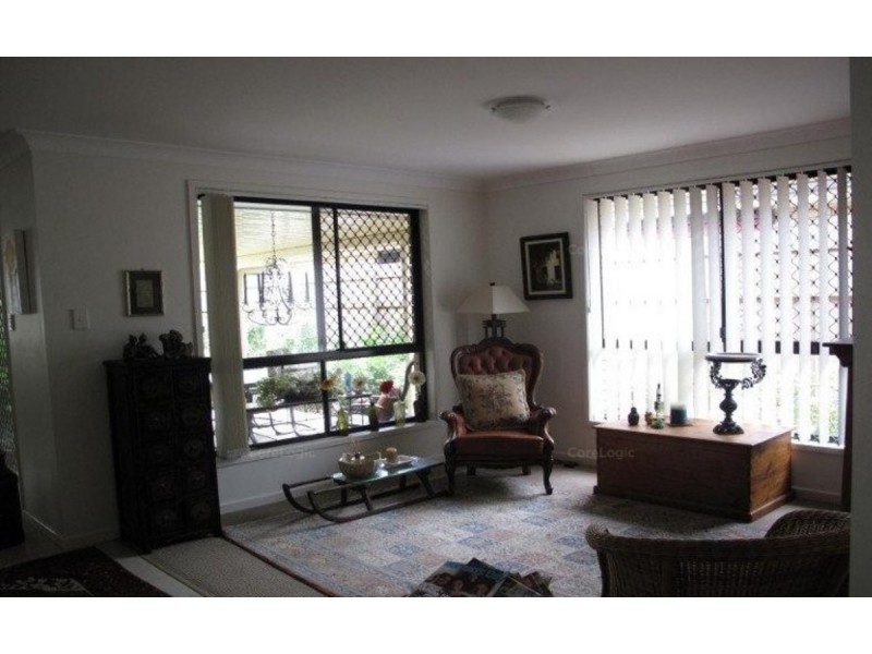 5 Dundee Crescent, Wakerley QLD 4154