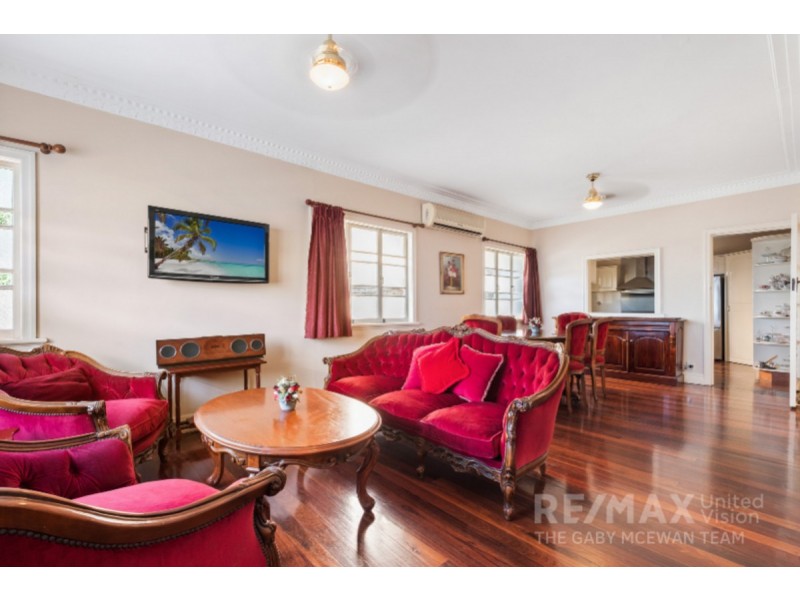 30 Adamson Street, Wooloowin QLD 4030