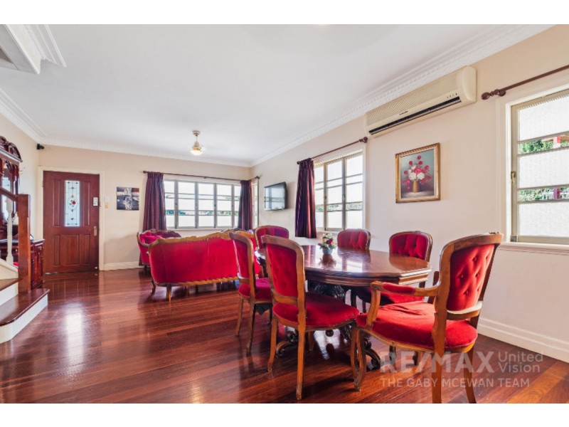 30 Adamson Street, Wooloowin QLD 4030