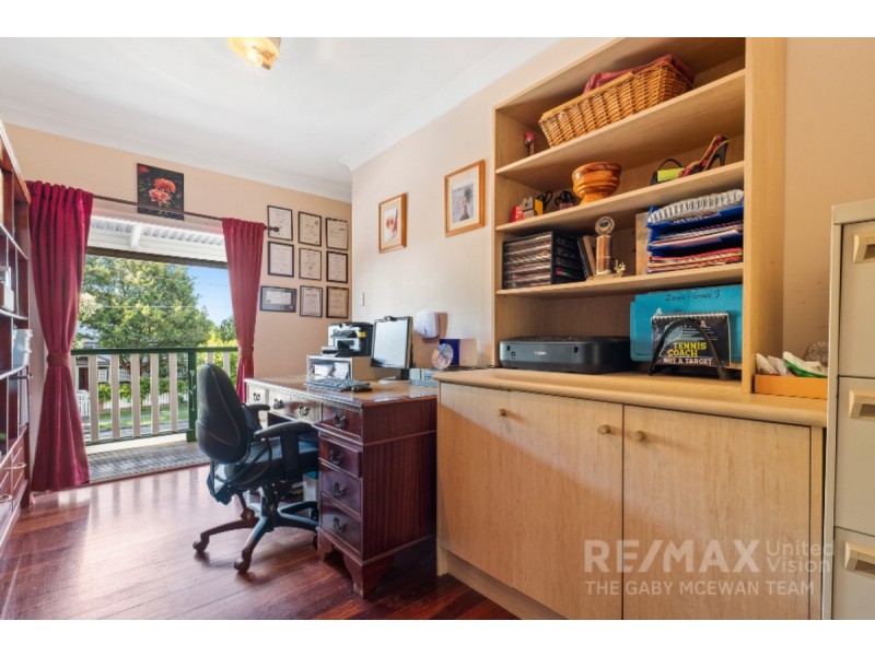 30 Adamson Street, Wooloowin QLD 4030