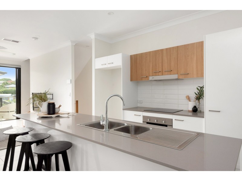 3/64 Renton Street, Camp Hill QLD 4152