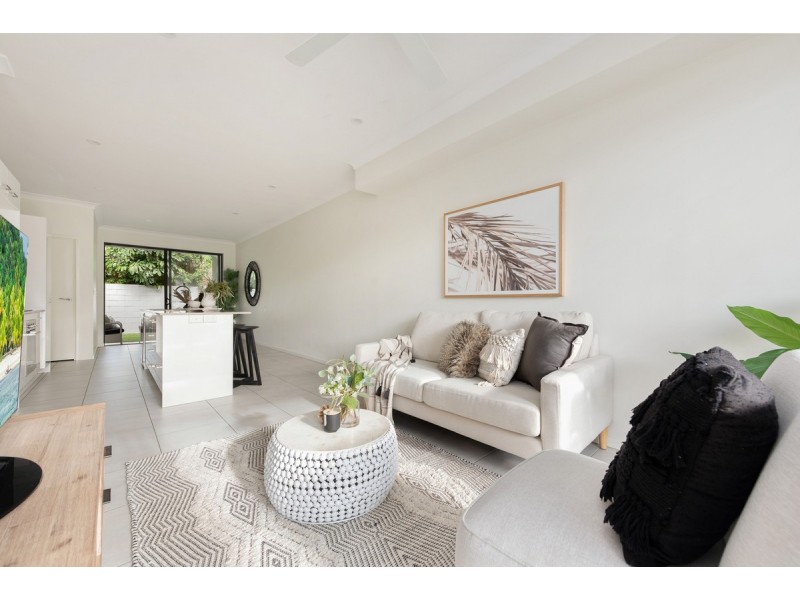 3/64 Renton Street, Camp Hill QLD 4152