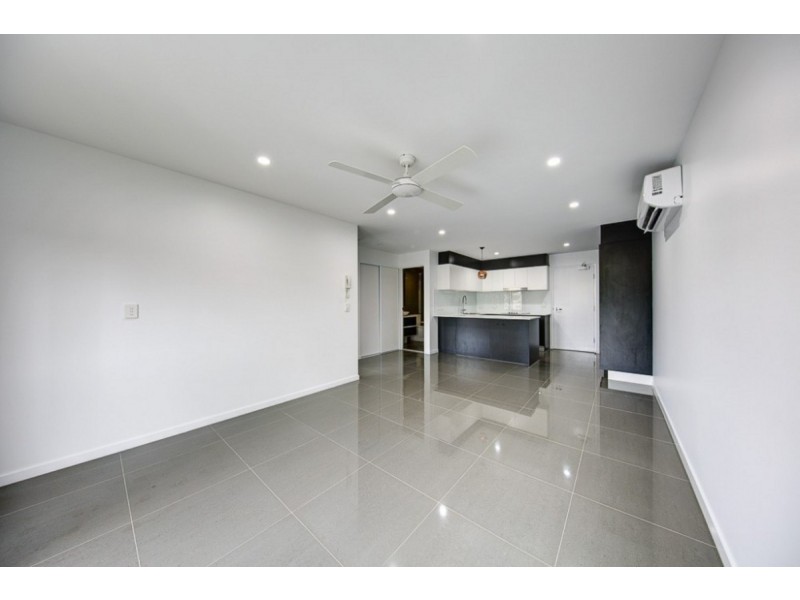 1/12 Selborne Street, Mount Gravatt East QLD 4122