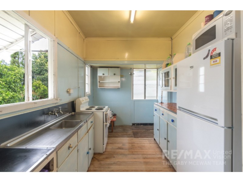 2 Willard Street, Carina Heights QLD 4152