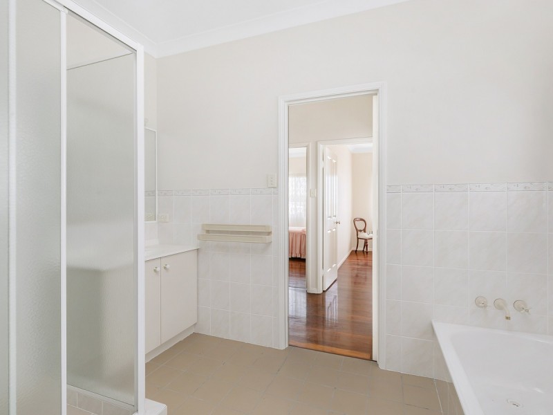 26 Grosmont Street, Carindale QLD 4152