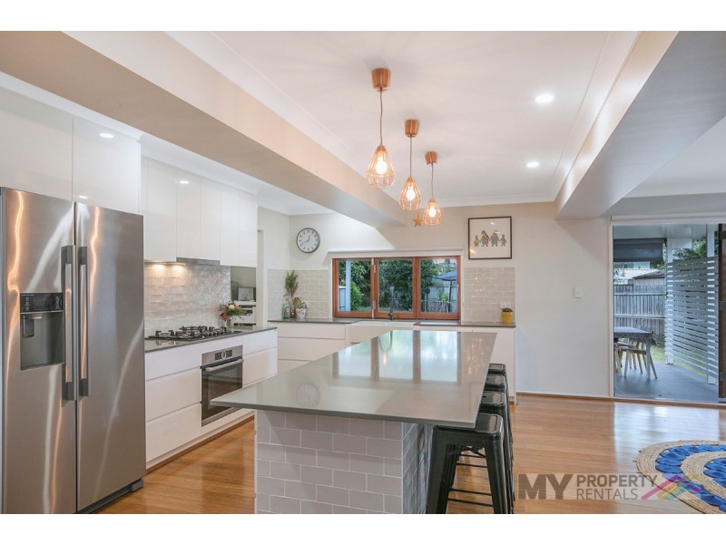 71 Renton Street, Camp Hill QLD 4152