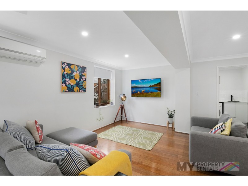 71 Renton Street, Camp Hill QLD 4152