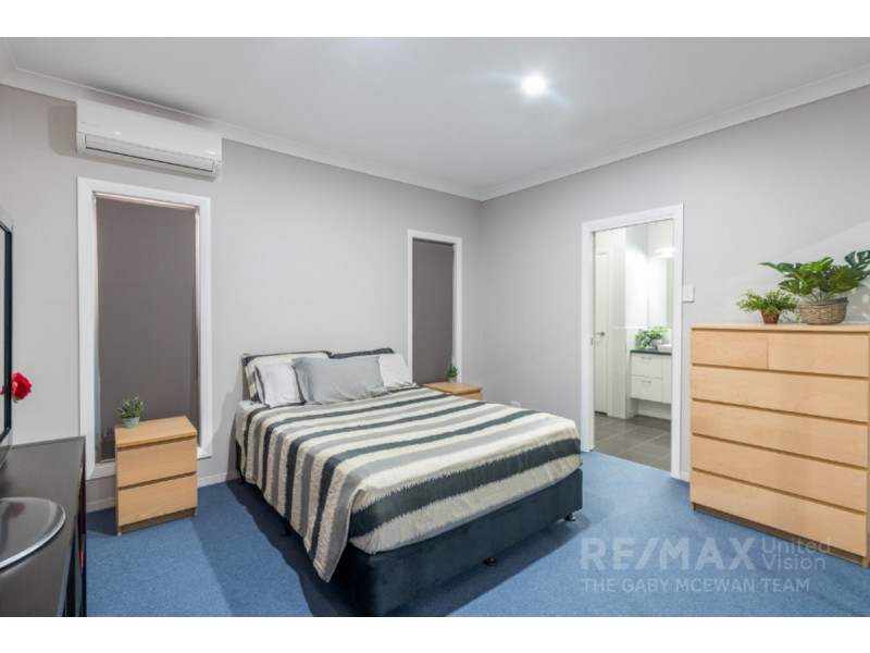 82 Joffre Street, Wynnum QLD 4178