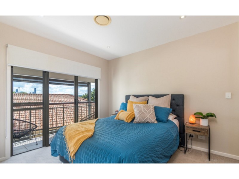 2/58 Dickson Street, Morningside QLD 4170